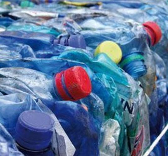 Naujoji ES plastiko strategija padės apsisaugoti nuo atliekų tvano